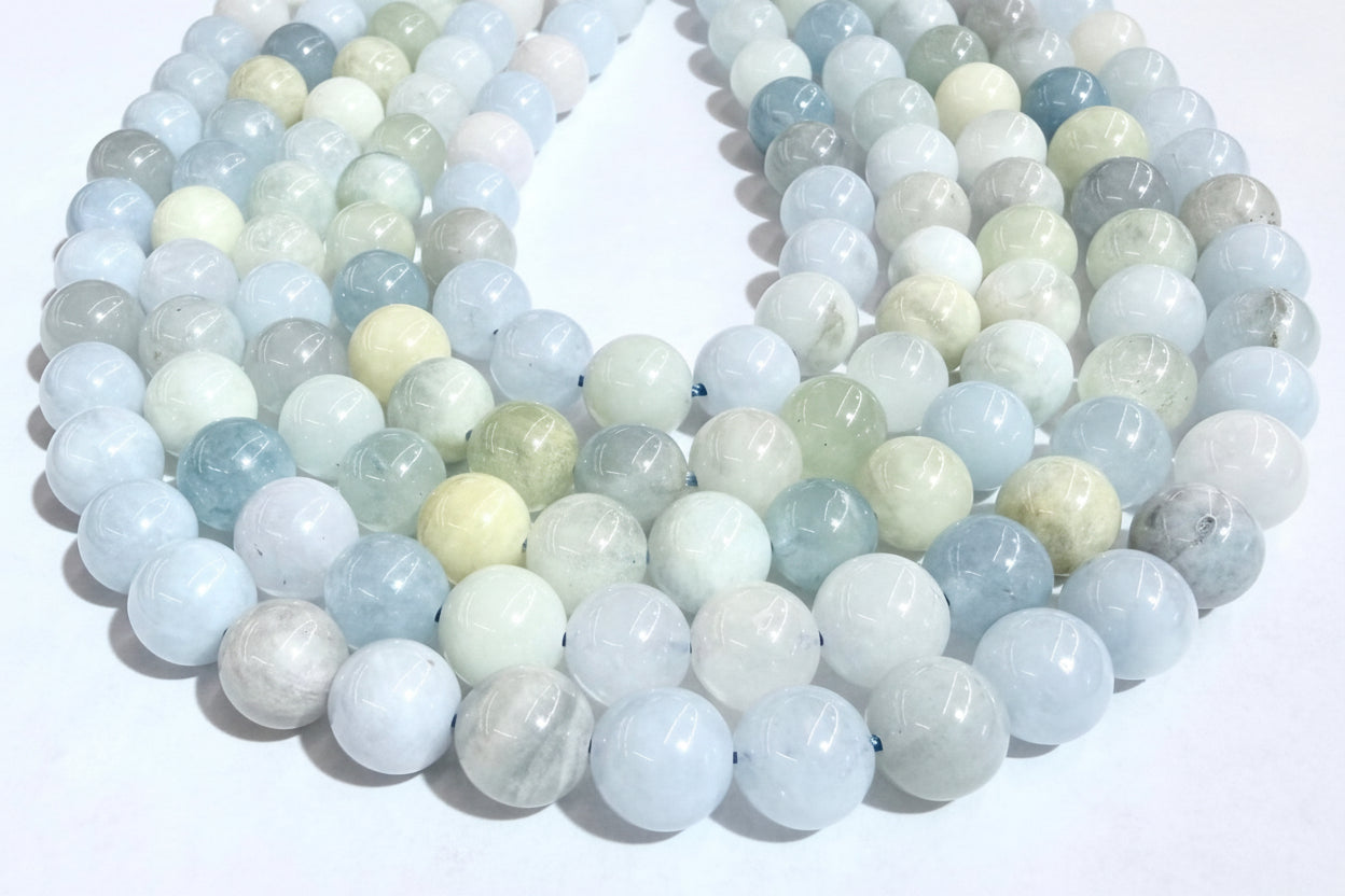 Smooth Round Aquamarine Beads 8mm, 15"