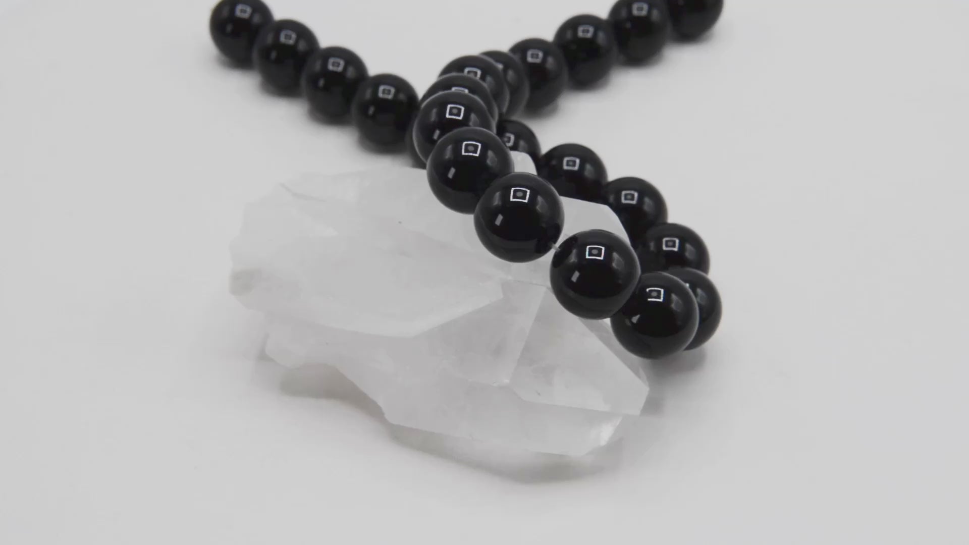 Black Onyx Smooth Round 20mm Beads